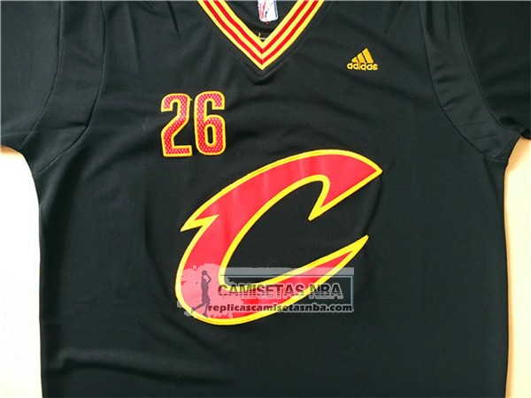 Camiseta Manga Corta Cavaliers Korver Negro